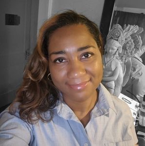 Meet your Posher, Salina